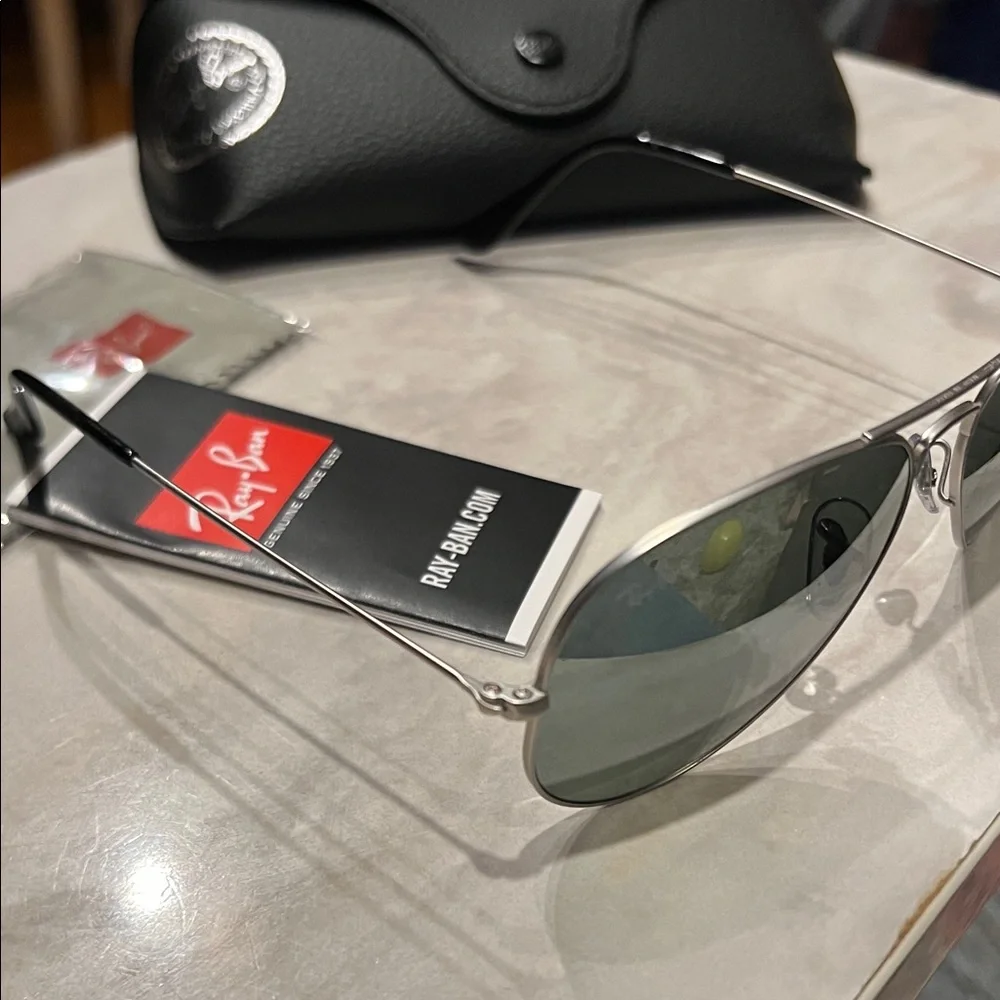 Ray-Ban Silver Aviator Sunglasses